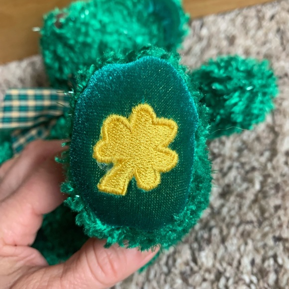 Russ Berrie & Co. Ferguson green plush bear - Picture 6 of 9